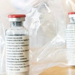 حركة العملات الرقمية.. بتكوين تتراجع والريبل والإيثريوم قرب أعلى مستوياتها