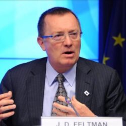 أمير قطر يشكر ولي العهد ويبارك مبادرة الشرق الأوسط الأخضر