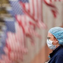 علماء يُحَذرون من الخطر.. نهر جليدي يهدد العالم