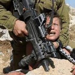 وزير الداخلية يلتقي نائب رئيس الوزراء الإماراتي وولي عهد دبي