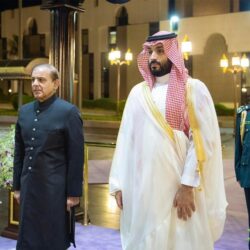 “إنسان” تسعد 10.000 ” طفل بهدية العيد