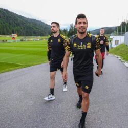 الأفواج الأمنية بمنطقة عسير تقبض على شخص بحوزته (230) كيلو جراماً من نبات القات المخدر