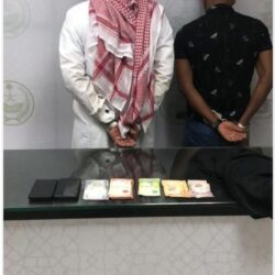 السفير الكويتي يزور معرض الصقور والصيد السعودي الدولي ويشيد بتميزه