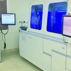 الرئيس المصري يصل الرياض للمشاركة في القمة العربية الصينية