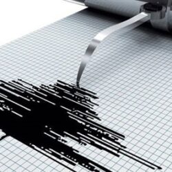 روسيا توقف ضخ النفط إلى بولندا