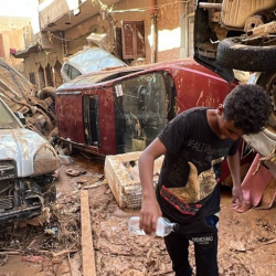 الصحة العالمية تدعو لوقف دفن ضحايا إعصار دانيال في مقابر جماعية