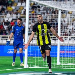 الهلال يفوز 2-1 على النصر ويتأهل لنهائي ⁧‎كأس الدرعية للسوبر السعودي⁩