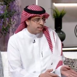 بالفيديو: الفنان المصري “محمد رمضان” ينفعل على شخص حاول التصوير معه