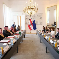 وفد لجنة الصداقة البرلمانية السعودية السويسرية بالشورى يلتقي وزير خارجية السويسري