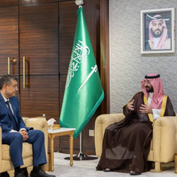 “التخصصي” و”الغذاء والدواء” يعززان سلامة المنتجات الدوائية