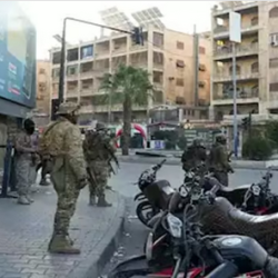 وزير الدفاع يستقبل وزيرة الدفاع والمحاربين القدامى بجنوب إفريقيا