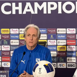 تصعيد خطير في سوريا.. الفصائل المسلحة تسيطر على “حلب” ووعود من إيران وروسيا بدعم دمشق