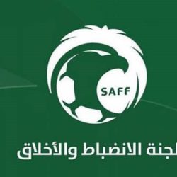 السوق السعودية تتراجع 1.8% في ختام الجلسة رغم محاولات التعافي