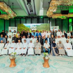 رئيس مؤسسة البريد السعودي يتفقد استعدادات سبل لموسم الحج 1446هـ