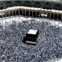 الصين تنجح في إطلاق دفعة جديدة من أقمار الإنترنت المدارية