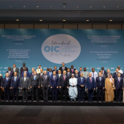 يوتيوب تطور Veo 3 لإنتاج مقاطع فيديو بالذكاء الاصطناعي.