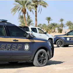 “المجاهدين” بجازان تضبط مقيمًا لنقله متسللًا: تحذير من عقوبات صارمة