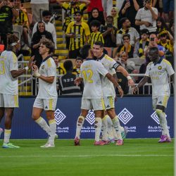 الطقس أمطار رعدية ورياح نشطة مثيرة للأتربة والغبار على عدة مناطق