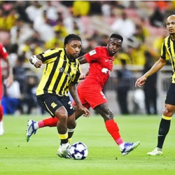 شرطة الرياض تطيح بوافدين اعتدوا على آخر وسلبوا أمواله ونشروا محتوى مرئيًا