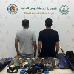 أمير الكويت يستقبل وزير الداخلية السعودي الأمير عبدالعزيز بن سعود