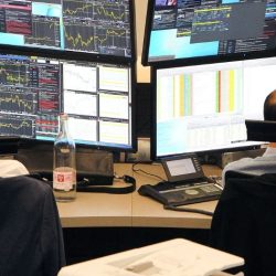 أمريكا تحث الهند على تقييد النفط الروسي مقابل خفض الرسوم الجمركية