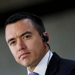 “ساحة الكتب المخفضة” تجتذب زوار معرض الرياض الدولي للكتاب 2025