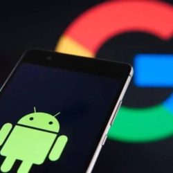 أمير الرياض يؤدي صلاة الميت على الأميرة نوف بنت سعود