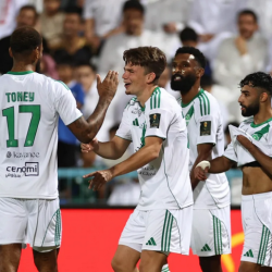 ولي العهد يلتقي رئيس وزراء باكستان ويبحثان العلاقات الثنائية وفرص الشراكة