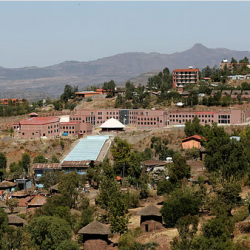 ترامب يوقع أمرًا يعتبر أي هجوم على قطر تهديدًا لأمن الولايات المتحدة