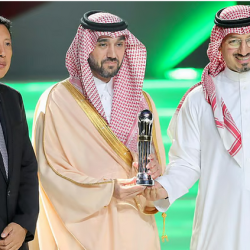 سالم الدوسري يتوّج بجائزة أفضل لاعب في آسيا 2025