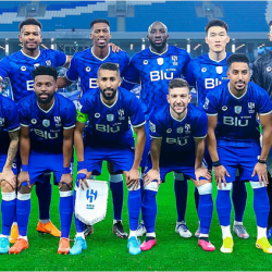 كلوب يفتح الباب لـ”عودة نظرية” إلى ليفربول.. ويشيد بخيارات سلوت