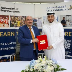 التجارة تستدعي 7,393 مركبة من فورد ولينكون بسبب خلل يوقف صورة الكاميرا الخلفية عند الرجوع