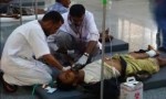 مسلحون يصيبون صحفيا بارزا وسط العاصمة اليمنية