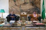 نائب وزير الخارجية يبحث العلاقات الثنائية مع السفير الإيطالي