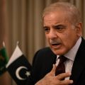 رئيس وزراء باكستان: تمديد الوديعة المقدمة من المملكة سيسهم في تحسين الوضع الاقتصادي