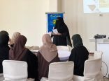 ‏فتاة الاحساء تقيم ورشة تدريبية على هامش معرض صنعتي الثاني