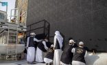 رئاسة شؤون الحرمين تنفذ الصيانة الدورية لثوب الكعبة المشرفة
