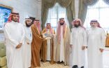 أمير الرياض يستقبل محافظ المجمعة المكلف