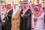 نائب أمير الرياض يؤدي صلاة الميت على الأمير ناصر بن فهد بن فيصل