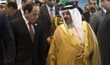 العاهل البحريني من القاهرة: نواجه تدخلات إيرانية ونساند تشكيل قوة عربية مشتركة