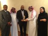 مشاهير العالم في أوربا يدعمون الجائزة الوطنية للإعلاميين في السعودية والمسلمين منهم في استضافتهم للعمرة
