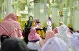 خدمات توجيهية وإرشادية لقاصدي المسجد الحرام على مدار الساعة
