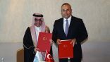 جاويش أوغلو ورئيس “العربية للسياحة” يوقعان اتفاقية فتح ممثلية للمنظمة بتركيا