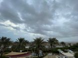 رياح شديدة ومطر غزير.. بدء تأثر سلطنة عُمان بـ«إعصار شاهين»
