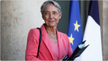 رئيسة وزراء فرنسا تقدم استقالتها للرئيس ماكرون