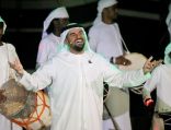 حسين الجسمي يحتفل في دبي باليوم الوطني الـ44 بأوبريت “بإسم الإمارات”