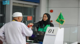 مغادرة أولى رحلات المستفيدين من مبادرة “طريق مكة” من ماليزيا متجهة إلى المملكة