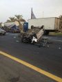 عاجل : وقع حادث تصادم بين شاحنة وسيارتين لسعوديين على جسر الملك فهد