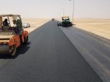 قرب الإنتهاء من تنفيذ طريق المنفذ الحدودي المؤدي لسلطنة عمان