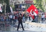 متظاهرون باسطنبول يطالبون باستقالة “أردوغان”